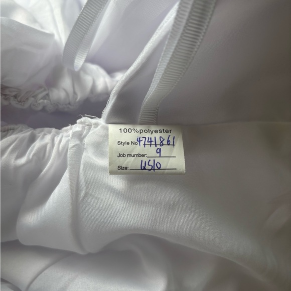 Xuzey Short White Dress - Picture 5 of 6